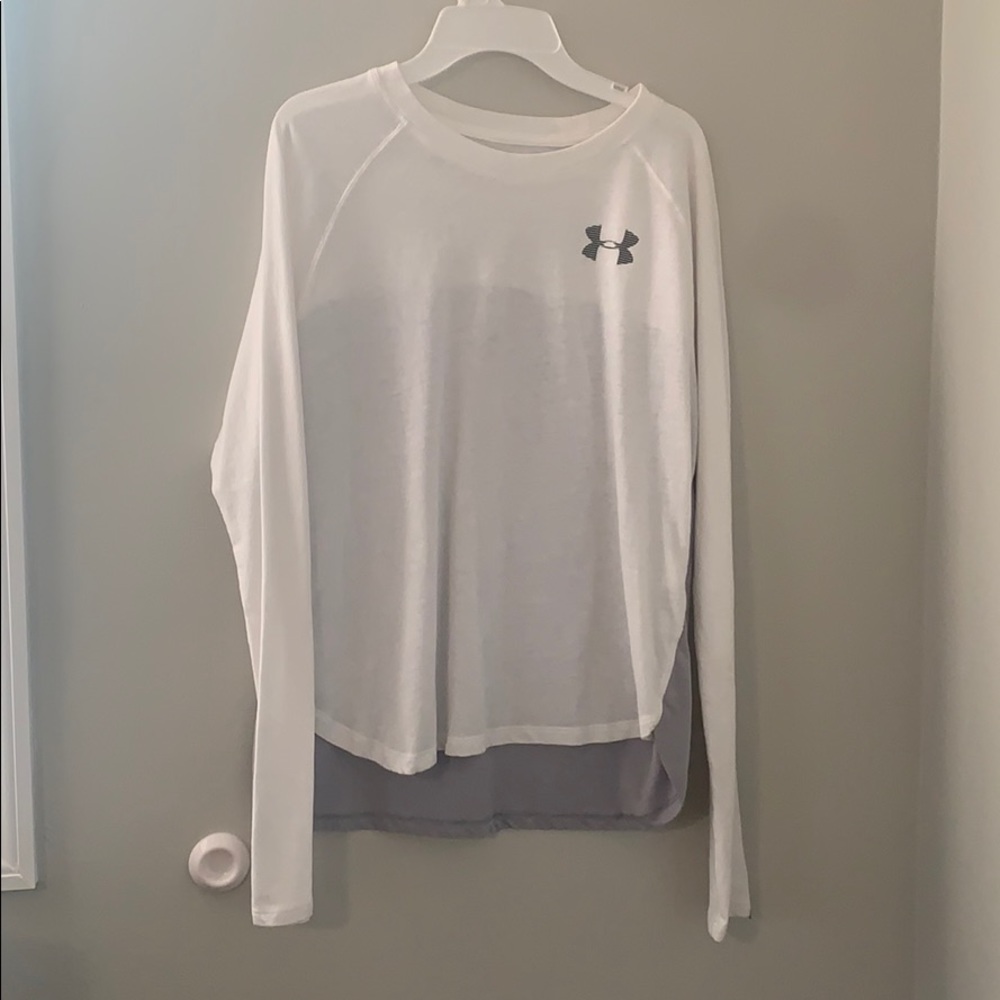 Quarter sleeve under armor tee